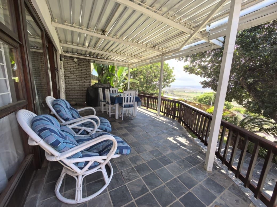 3 Bedroom Property for Sale in Fraaiuitsig Western Cape